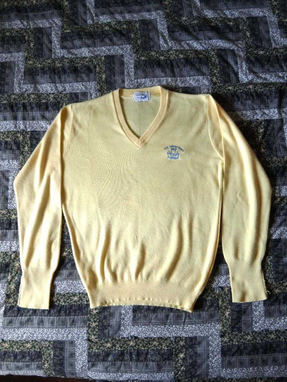 VTG 1980s Canada Games Team New Brunswick Yellow V Neck Sweater Adult Large